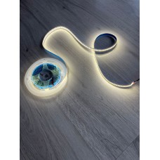 12 VOLT 240 LEDLİ İÇ MEKAN 4000  KELVİN ILIK BEYAZ ŞERİT LED